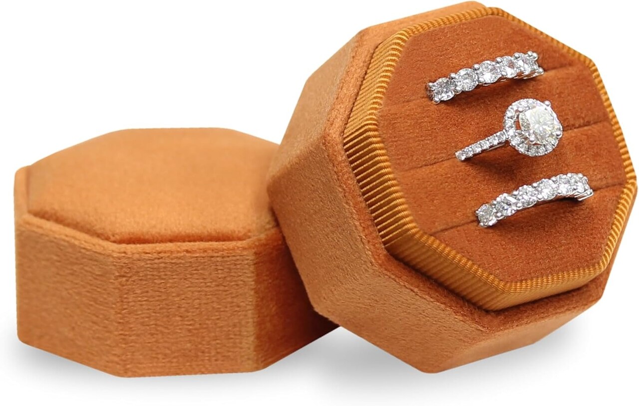 Velvet Ring Box with 3 Slots – Octagon Triple Ring Holder for Wedding, Engagement & Proposal Photos